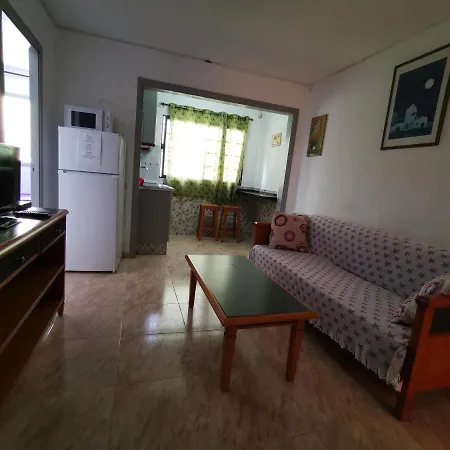 Full Flats And With Shared Toilet Wifi Free San Fernando