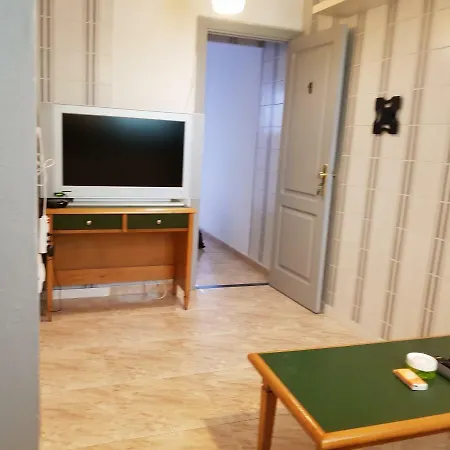 Full Flats And With Shared Toilet Wifi Free San Fernando