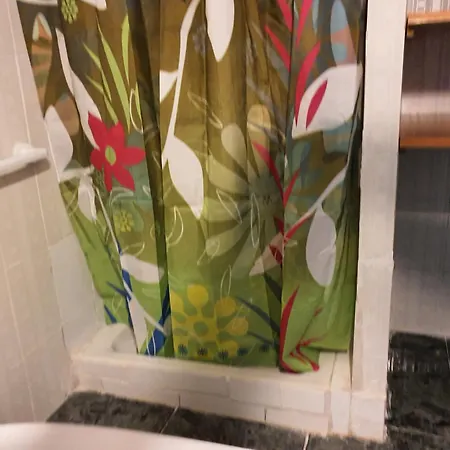 Full Flats And With Shared Toilet Wifi Free San Fernando *