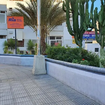Full Flats And With Shared Toilet Wifi Free San Fernando *